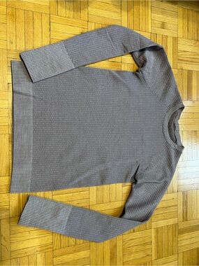 Lululemon long sleeve